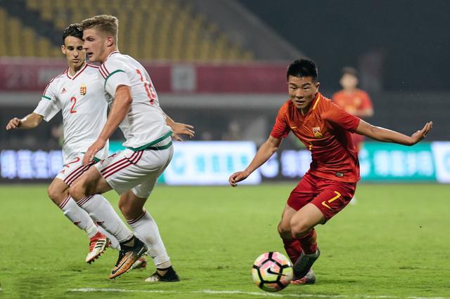  曼联青训小将首次亮相，十八岁新星攻入制胜球  