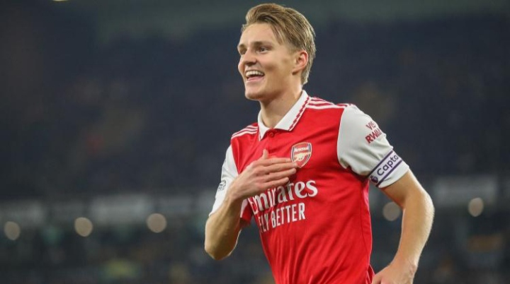  阿森纳终结曼城二十八场不败神话  